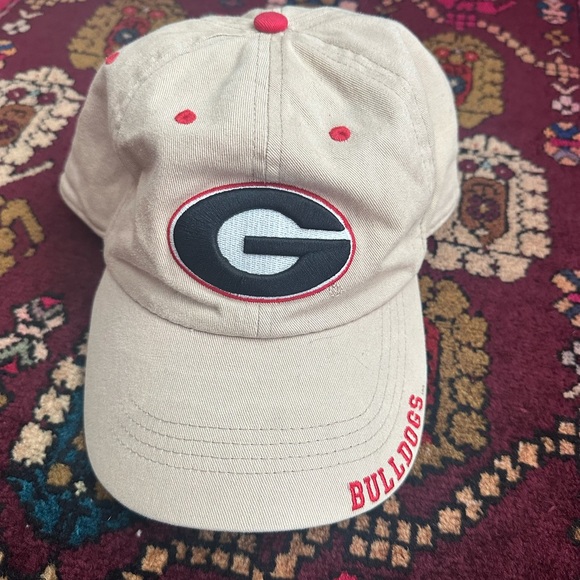 University of Georgia Bulldogs Hat - Picture 1 of 3